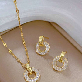 Stainless Steel Set Halskette & Ohrringe  18 Karat vergoldet